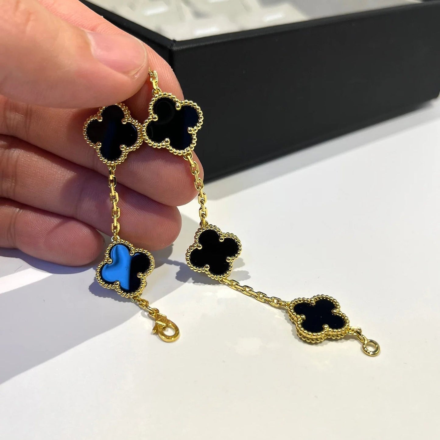 [⭐Shinejoy] CLOVER 5 MOTIF ONYXS BRACELET COLLECTION