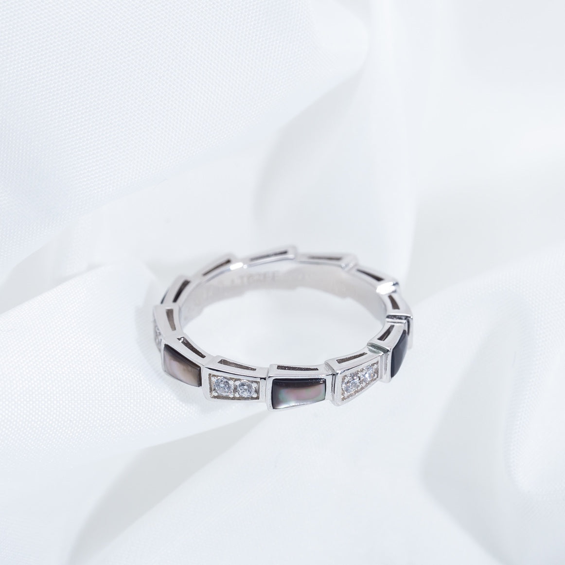 [Shinejoy]SERPENTI RING SILVER  DIAMOND BLACK MOP 3MM