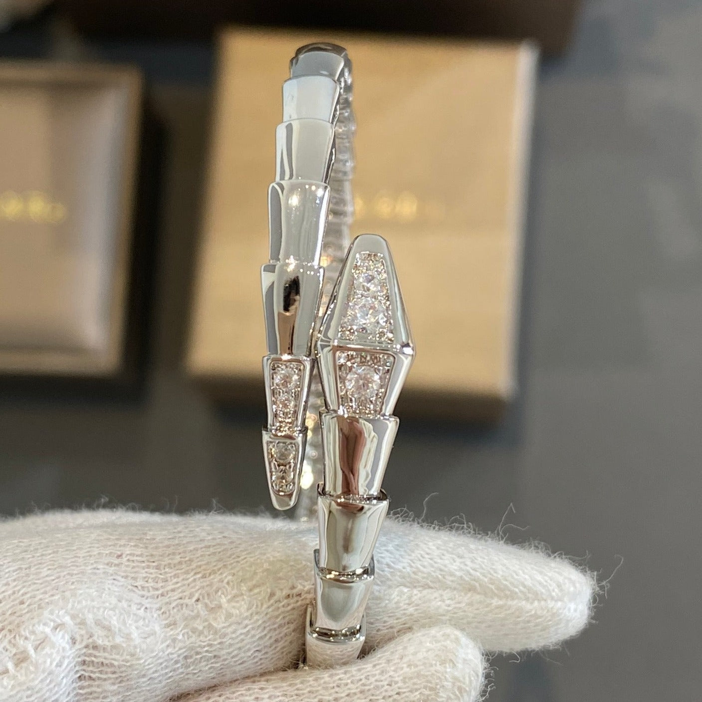 [Shinejoy]SERPENTI BRACELET DIAMONDS SILVER