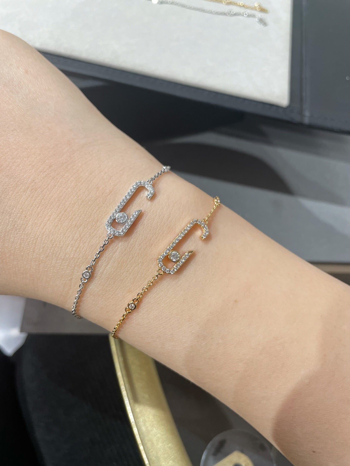 [Shinejoy]BABY MOVE DIAMOND BRACELET