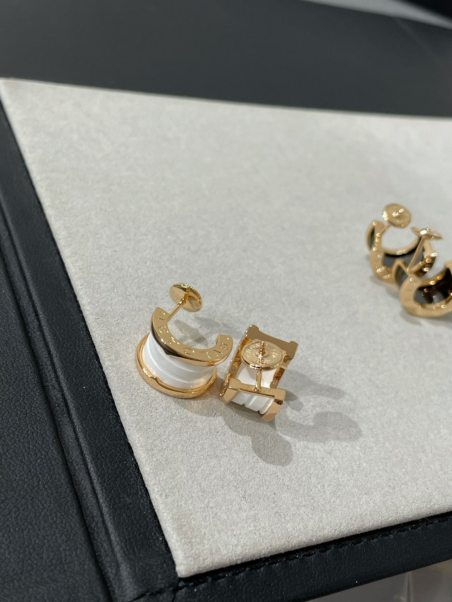 [Shinejoy]ZERO 1 PINK GOLD CERAMIC EARRINGS