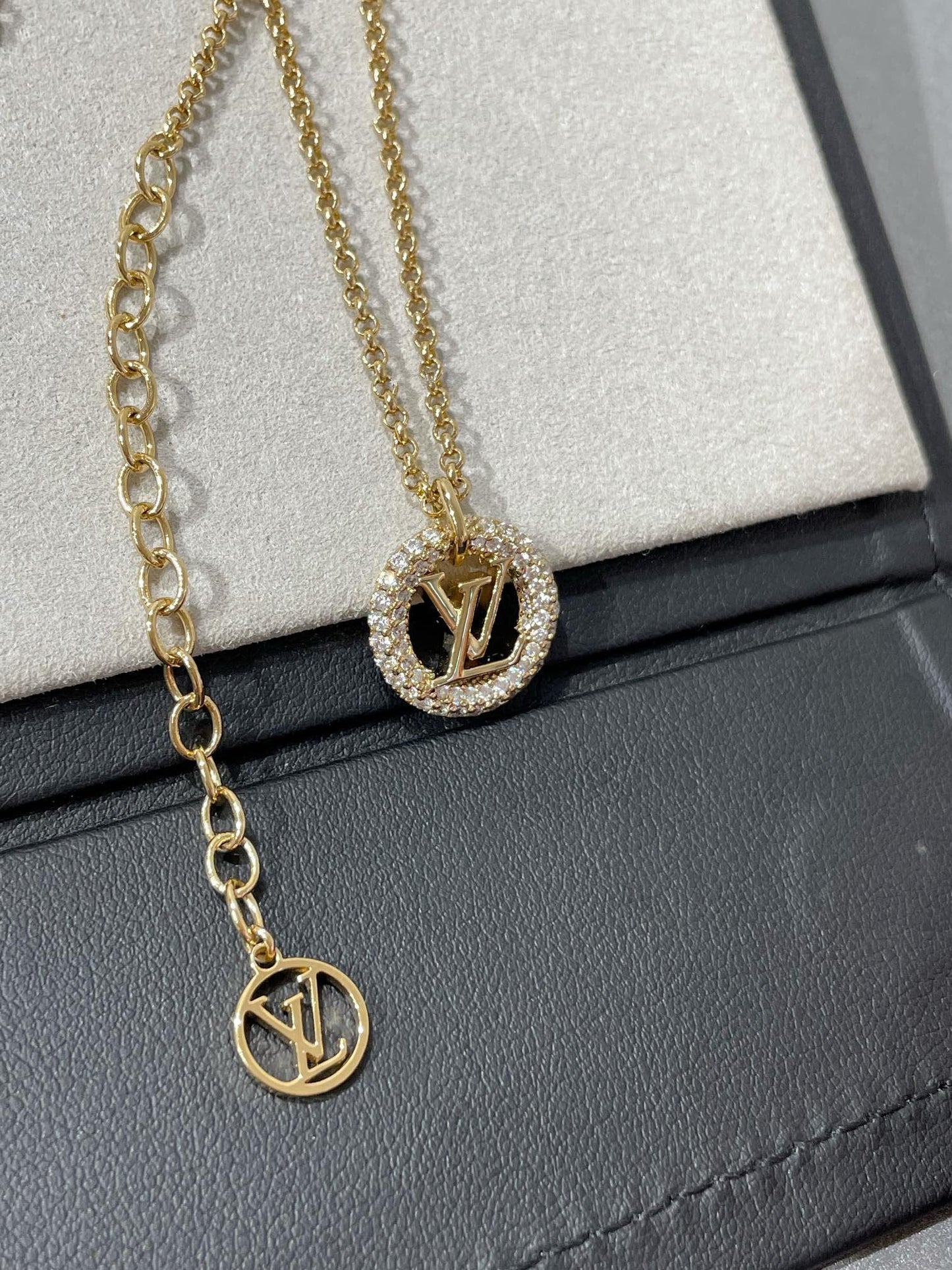 [Shinejoy]BY NIGHT DIAMOND PAVED NECKLACE