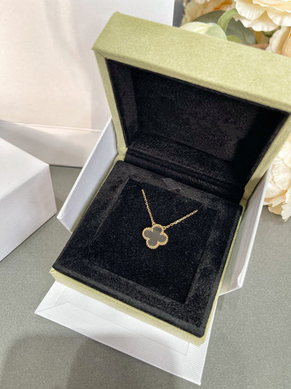[Shinejoy]CLOVER ROCK CRYSTAL ROSE GOLD NECKLACE