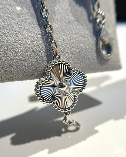 [⭐Shinejoy] COLLECTION BRACELET LASER 5 MOTIFS CLOVER