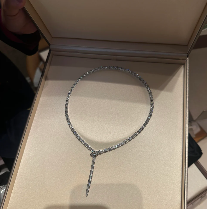 [Shinejoy]NEW！SERPENT DIAMOND NECKLACE