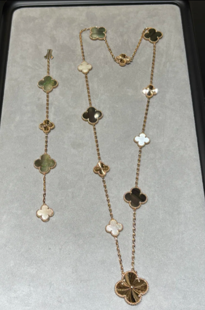 [⭐Shinejoy]DETACHABLE CLOVER 15(11+4) FLOWER SILVER NECKLACE SET