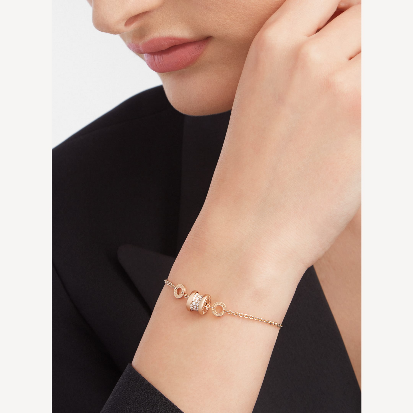 [Shinejoy]ZERO 1 SOFT PINK GOLD WITH PAVED DIAMONDS ON THE SPIRAL BRACELET