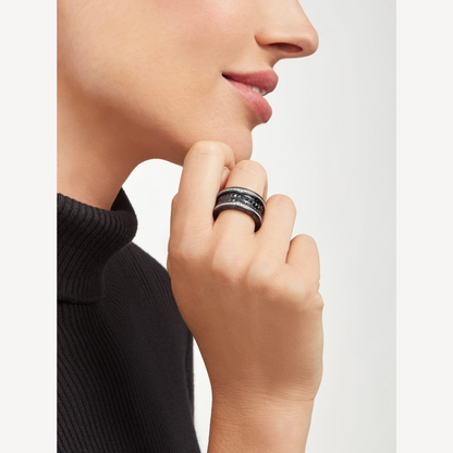 [Shinejoy]ZERO 1 ROCK FOUR-BAND BLACK CERAMIC WITH STUDDED SPIRAL AND PAVED DIAMONDS RING