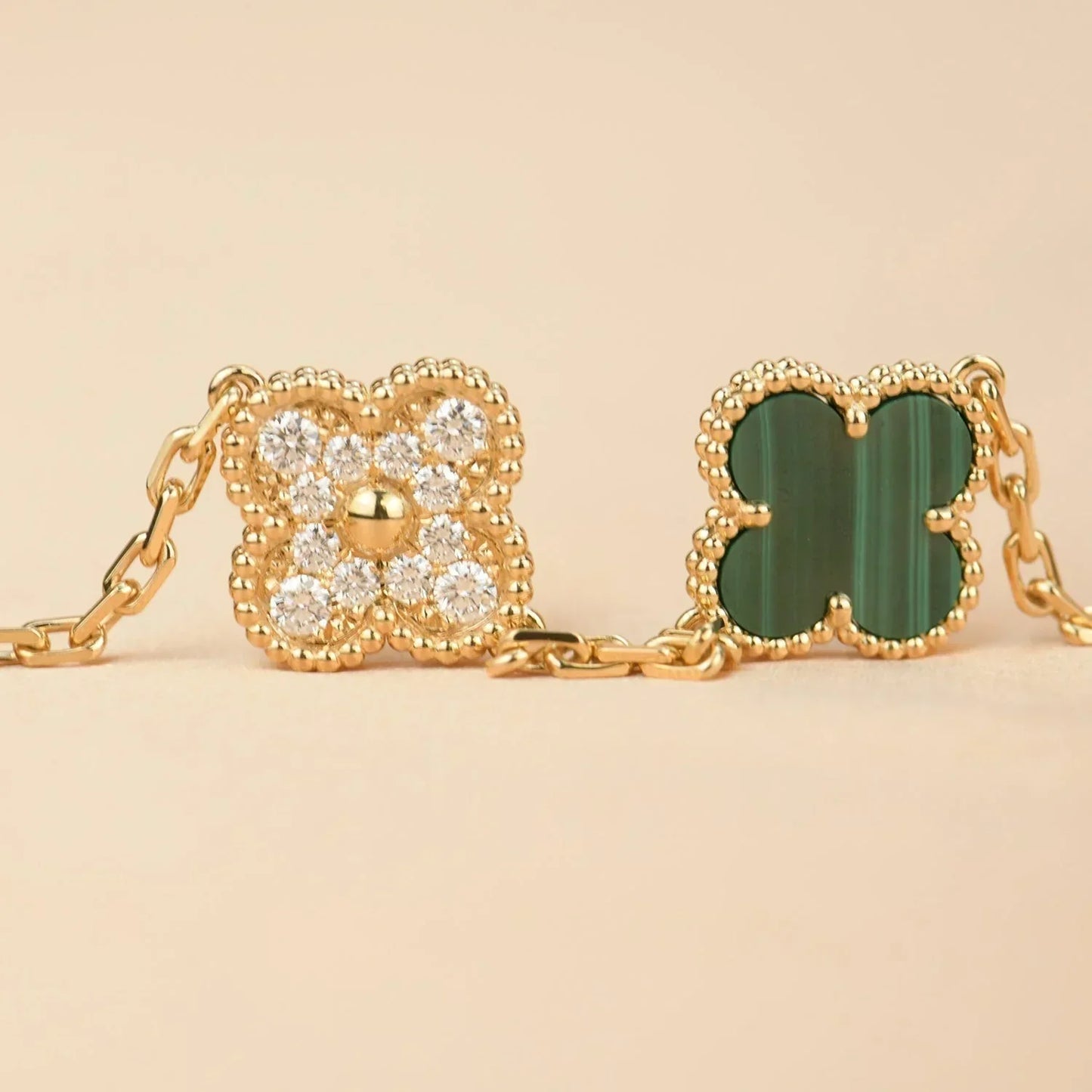 [⭐Shinejoy] CLOVER 5 MOTIF MALACHITE BRACELET COLLECTION