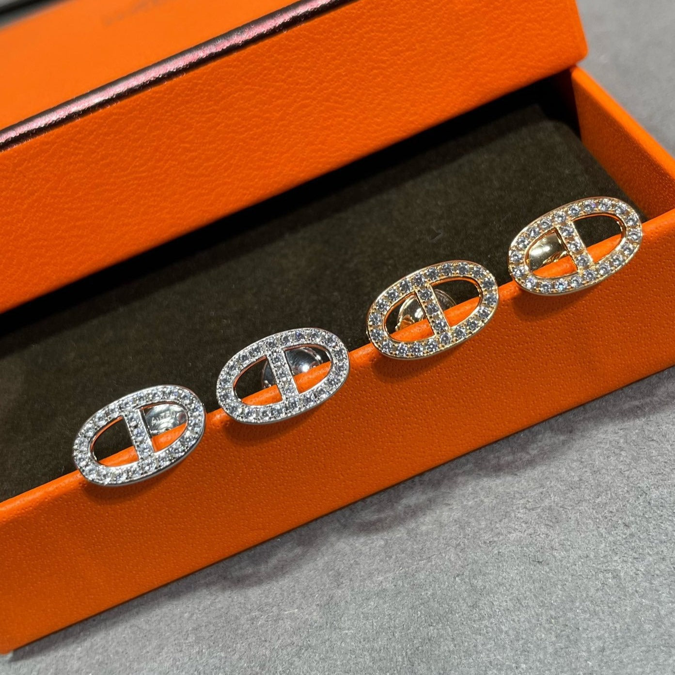[Shinejoy]HM FULL DIAMOND PIG NOSE STUD EARRINGS