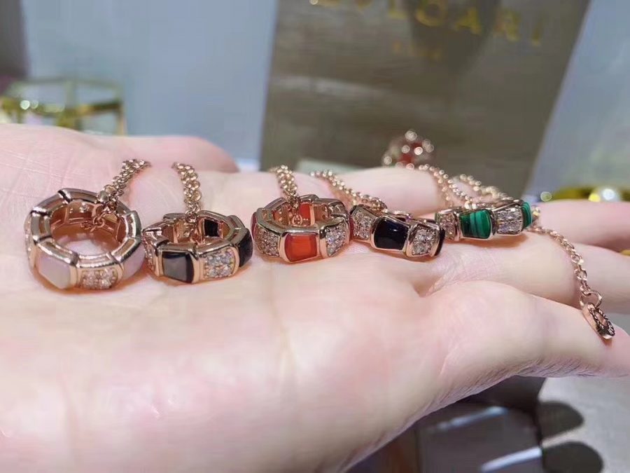 [Shinejoy]SERPENTI PEDANT DIAMOND NECKLACE