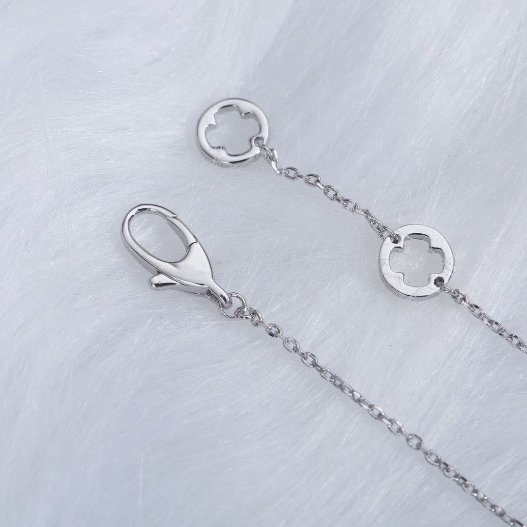[Shinejoy]FIOREVER NECKLACE DIAMOND CENTER