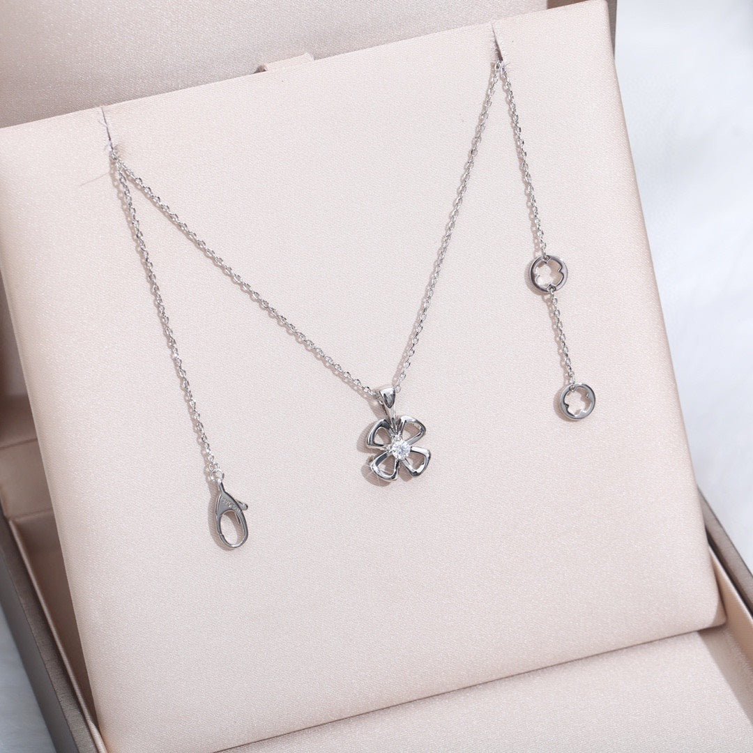 [Shinejoy]FIOREVER NECKLACE DIAMOND CENTER