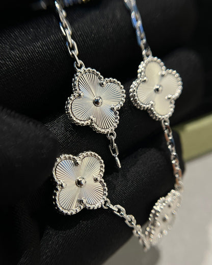 [⭐Shinejoy] COLLECTION BRACELET LASER 5 MOTIFS CLOVER