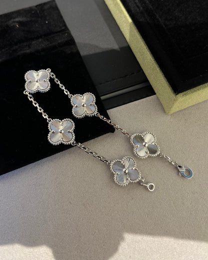 [⭐Shinejoy] COLLECTION BRACELET LASER 5 MOTIFS CLOVER